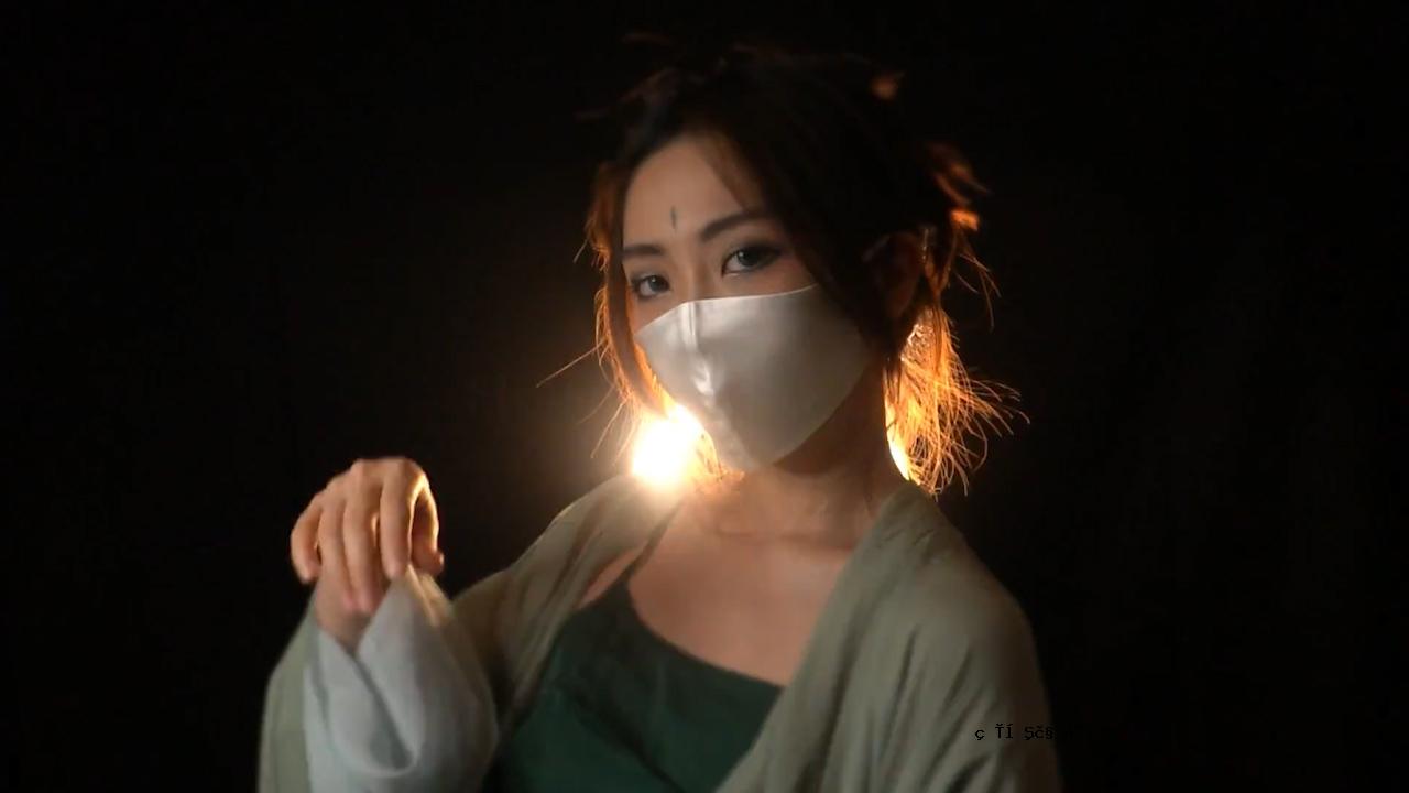 蓝蛇的伟大身体战争。