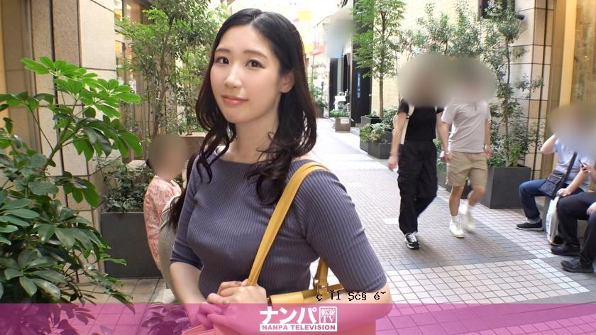 200GANA-2993认真地发行了第一张。 2028年，正在研究Kichijoji Gourmet Food的美丽杂志记者！三年