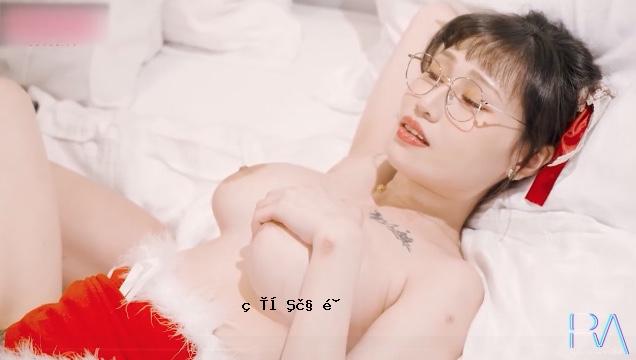 在色情感性项目的盒子中。