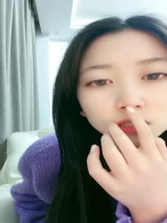 超级夏天的夏天，DC港口水的声音听起来柔软柔软，心脏明智，嗅觉非常擅长看露头的头发。