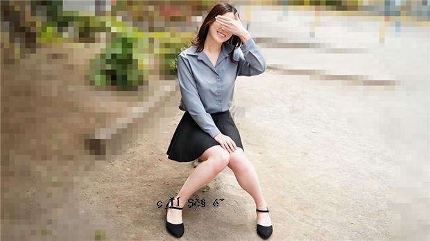 10Musume 100923_01在午餐休息期间拿起一位舒缓，苗条的办公女士，马上他妈的她！