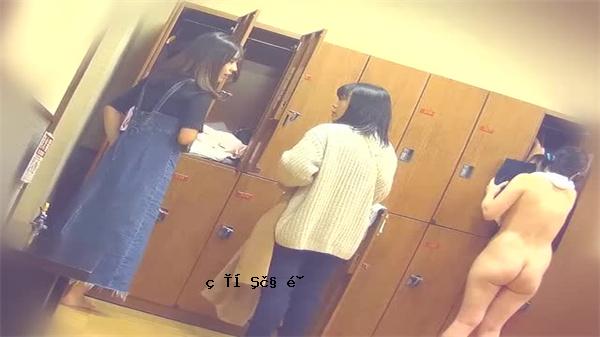 十一月新的很棒的浴室女装室