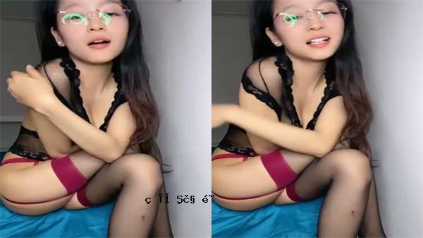 黑尾荡妇，大眼睛，刺眼，老人的热情男人