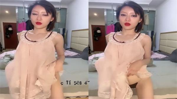 长寿的大腿，大男孩姐姐，我们一起见面，我们充满热情和热情。