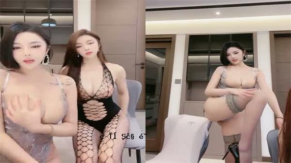 美丽的女孩在一家被盗的商店里